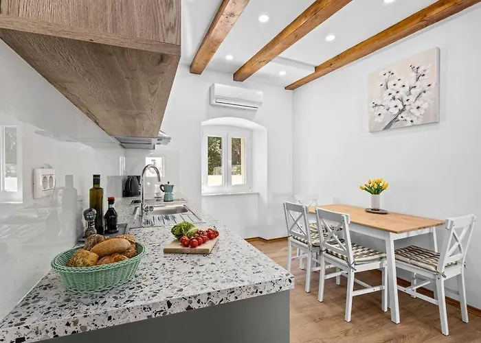 Lägenhet Old Tower Center *